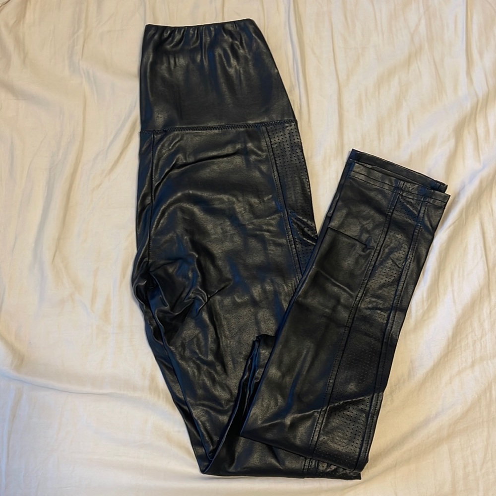 Wilfred Free leather leggings